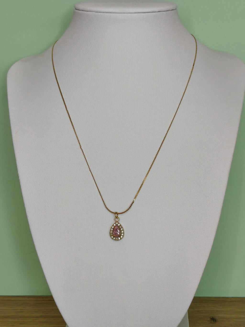 Collana Queen