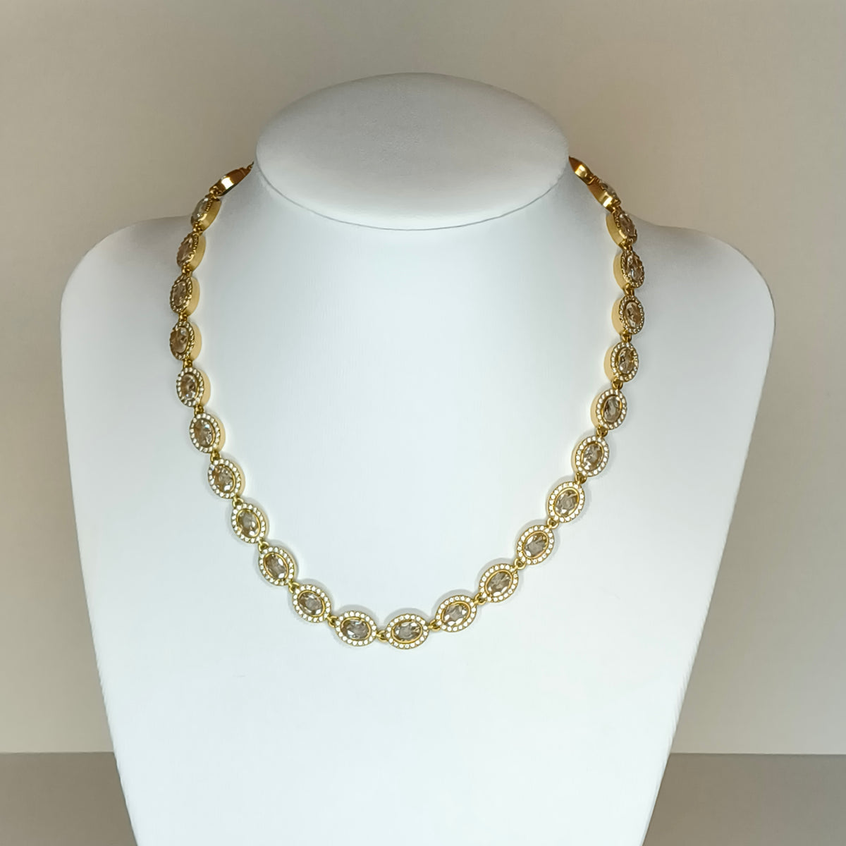 Collana Crown